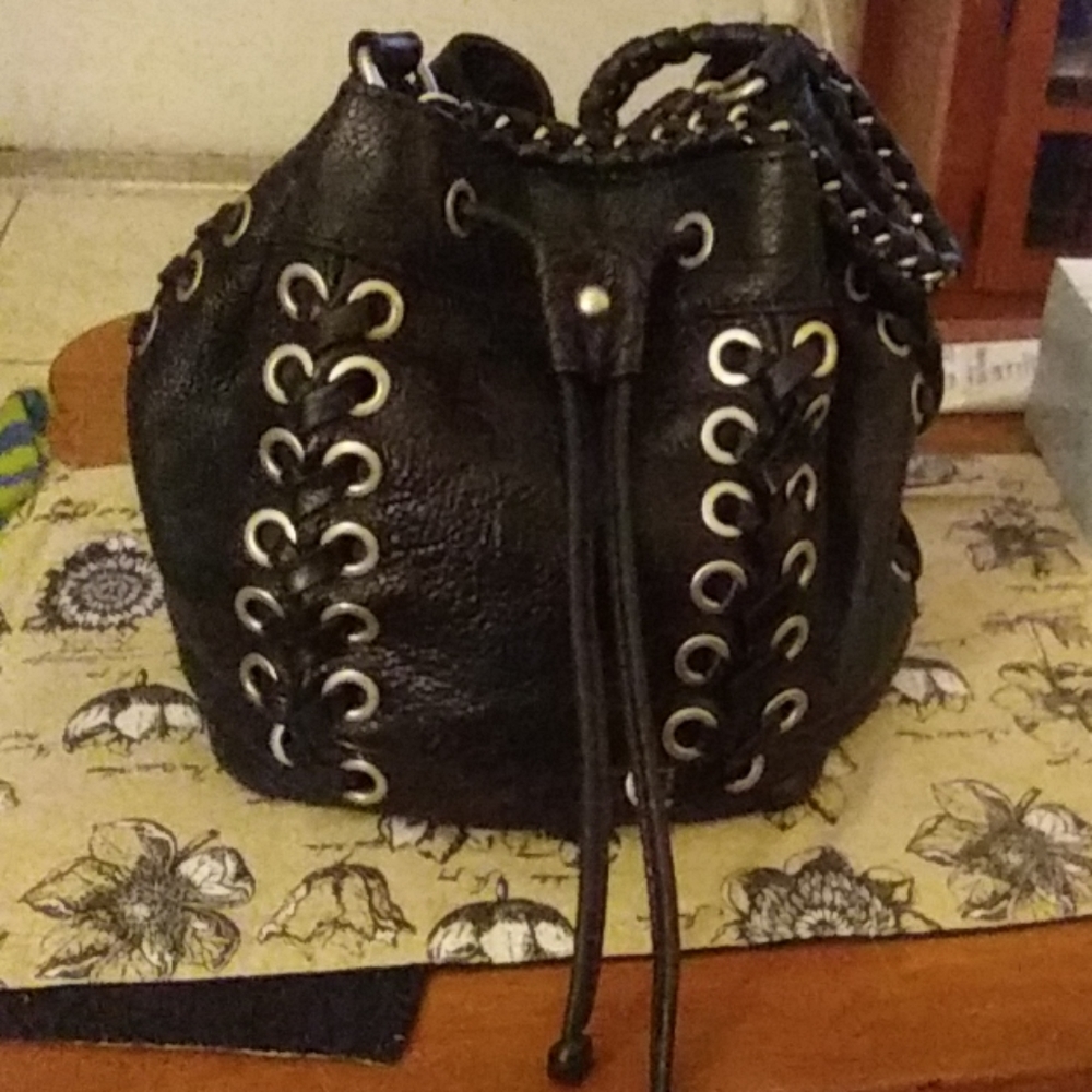 Patricia Nash Large Leather Bag w/extra strap
